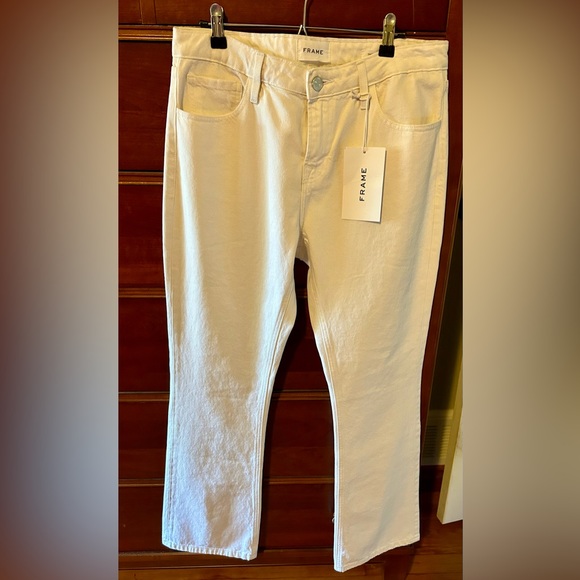 FRAME “The Low Boot” White Jeans - Picture 3 of 9
